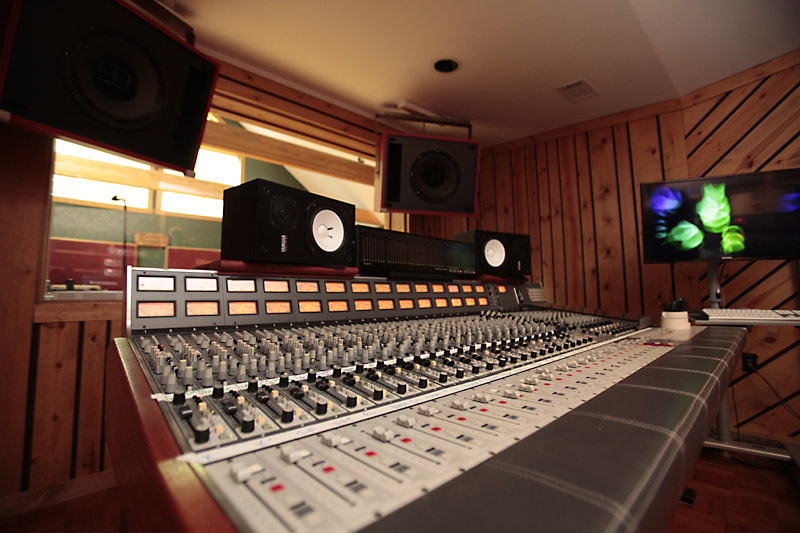 Green Chapel Recording Studios Schooleys Mtn. NJ the place with the Explosive Drum Room. 21